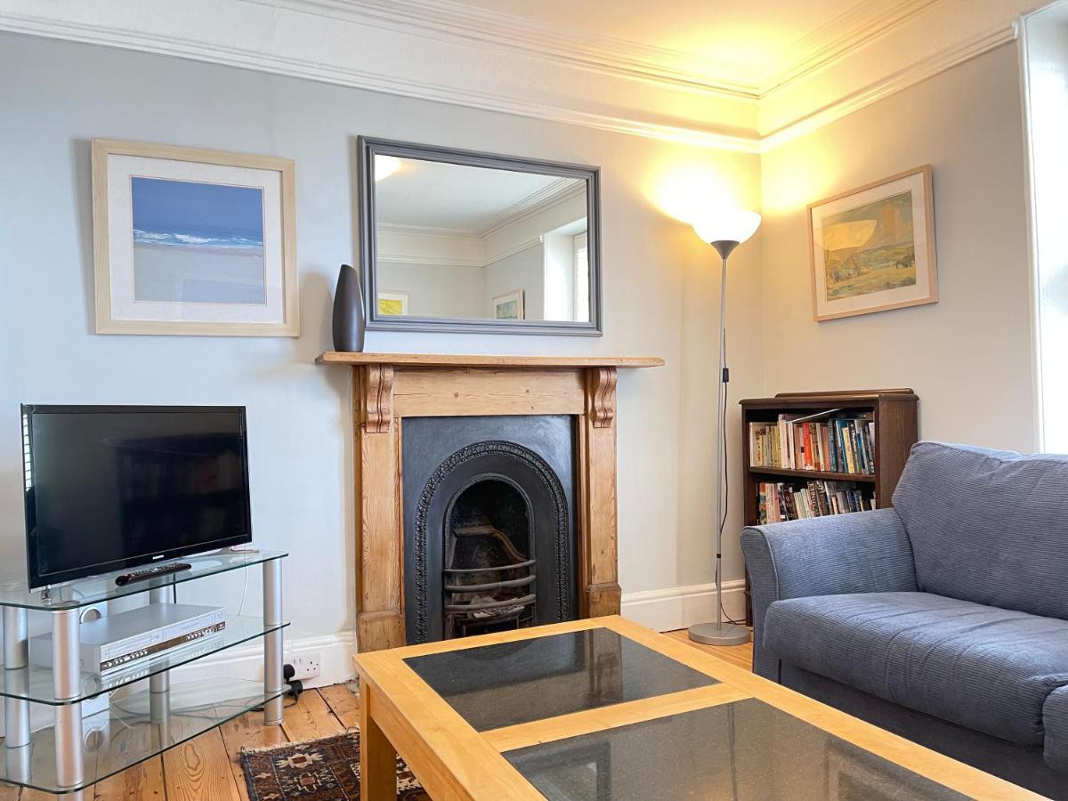 37 Trenwith Place, Charming Family Home & Garden! St. Ives Exterior photo