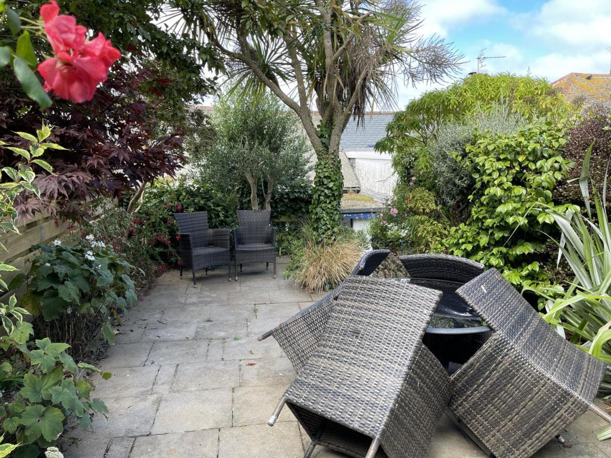 37 Trenwith Place, Charming Family Home & Garden! St. Ives Exterior photo